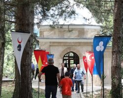 İnegöl Fatihi Turgut Alp Kabri Başında Anıldı