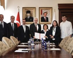 İnegöl’e 7 Birimli Yeni Aile Sağlığı Merkezi İçin Protokol İmzalandı