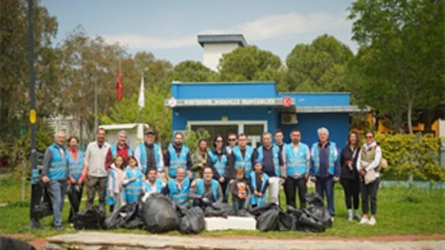 İzmir’de ortak yaşam alanlarında örnek dayanışma