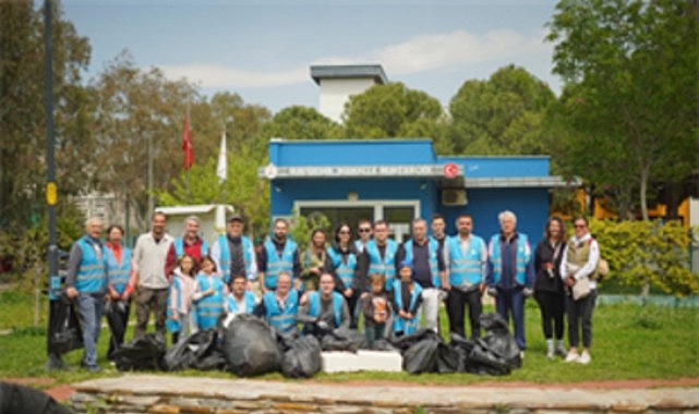 İzmir’de ortak yaşam alanlarında örnek dayanışma