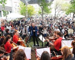 Kadıköy Kitap Günleri heyecanı sürüyor