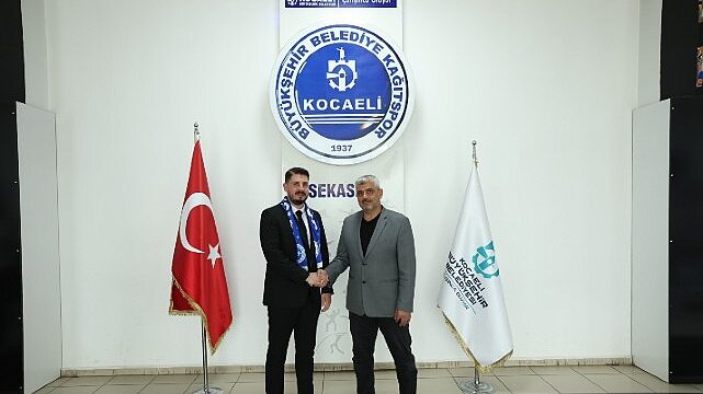 Kağıtspor’da kan değişimi