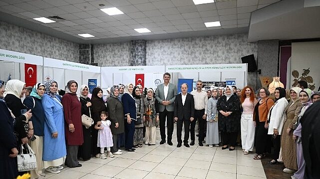 Karmek Yıl Sonu Sergisinde Büyük Coşku