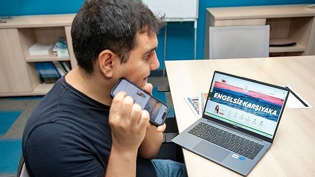 Karşıyaka Belediyesi’nden öncü hizmet: Yapay zeka ile ‘engelsiz’ internet sitesi