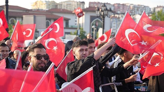 Keçiören’de Millî Heyecan Dev Ekranda Yaşandı