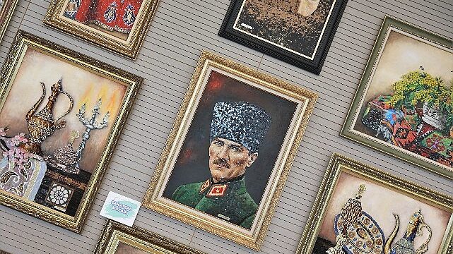 KEÇMEK Kursiyerlerinin Yıl Sonu Sergisi Açıldı