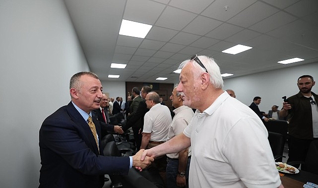 Kocaeli esnafı, Başkan Büyükakın’ı ağırladı:  “Siz proje getirin, biz destekleyelim”