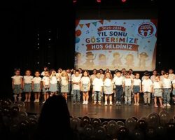 Maltepe Belediyesi’nin kreşlerinde yılsonu heyecanı