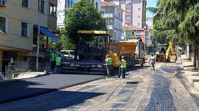 Maltepe’de asfalt çalışmaları hızlandı