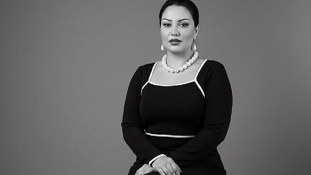 Meryem Gülbetekin’den çifte başarı: Kızıl Elma Ödül Adaylığı ve Yeni Kitap Heyecanı