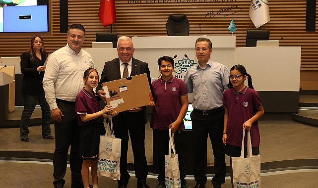 Nilüfer’de çevre kahramanları ödüllendirildi