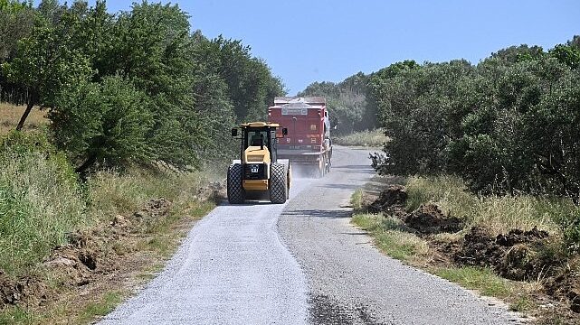 Tütenli ve İlyaslar’ı Bağlayan Yolda Asfalt Çalışmaları Başladı