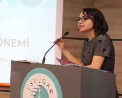 Yaz tatilinin yeni sokağı: Ekran!