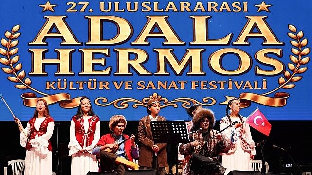 27. Adala Hermos Festivali’nde Onur Akın Rüzgârı Esti