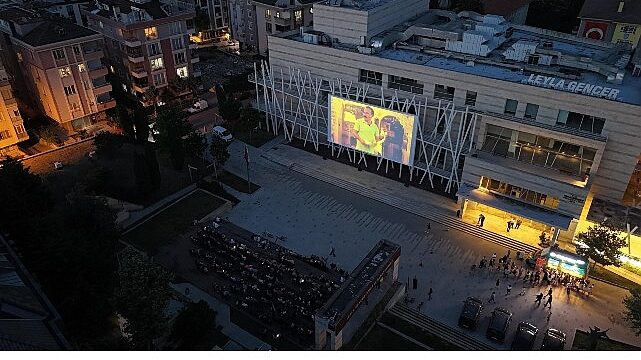 Bakırköy’de Açık Hava Sinema Günleri Başladı