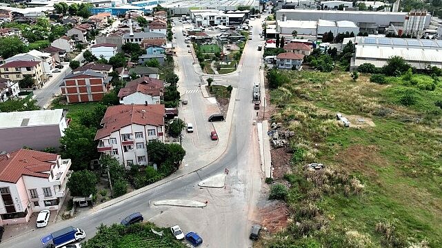 Başiskele’de kavşak revizyonu trafiğe nefes oldu