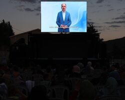 Başkan Altay: “Sinema Günleri ve Çocuk Şenliğimiz İlçelerimizde Büyük Bir Coşkuyla Sürüyor”