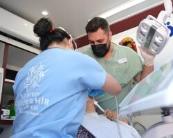 Başkan Çerçioğlu Ağız ve Diş Sağlığı Hizmetlerini Efeler, Didim ve İncirliova’da Vatandaşlarla Buluşturdu