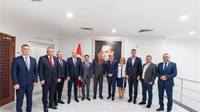 Başkan Tugay: Dostluğumuzu ortak projelerle büyütelim