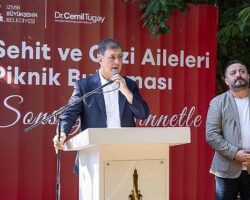 Başkan Tugay, şehit aileleri ve gazilerle buluştu “Ne yaparsak yapalım hakkınız ödenmez”