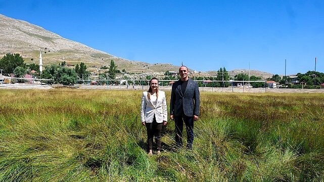Başkan Vekili Özdemir Feslikan Er Meydanı’nı inceledi