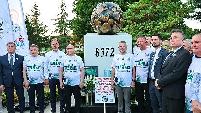 Bayrampaşa’da Srebrenitsa şehitleri için anlamlı yürüyüş