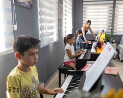 Bornova’da yaz tatili üretime dönüştü