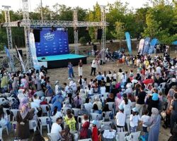 Bu etkinlikte çocuk kahkahaları eksik olmuyor