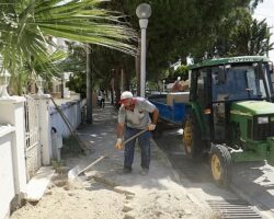 Burhaniye’de Yol Yapım, Bakım ve Onarım Çalışmaları Aralıksız Devam Ediyor