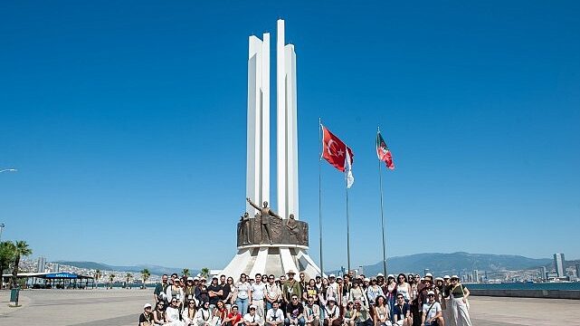Geleceğin mimarları Karşıyaka’nın tarihi mirasını keşfetti
