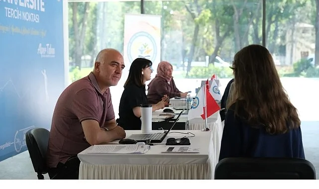 İnegöl Belediyesi’nden Öğrencilere Ücretsiz Yks Tercih Danışmanlığı