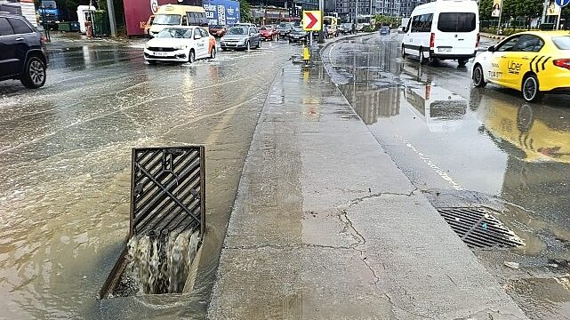 İstanbul’da Sağanak Etkili Oluyor