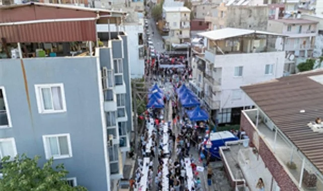 İzmir Büyükşehir Belediyesi mahalle kültürünü yeniden canlandırıyor