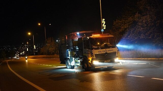 İzmit’te 9 bin metrekarelik yol çizgisi tamam