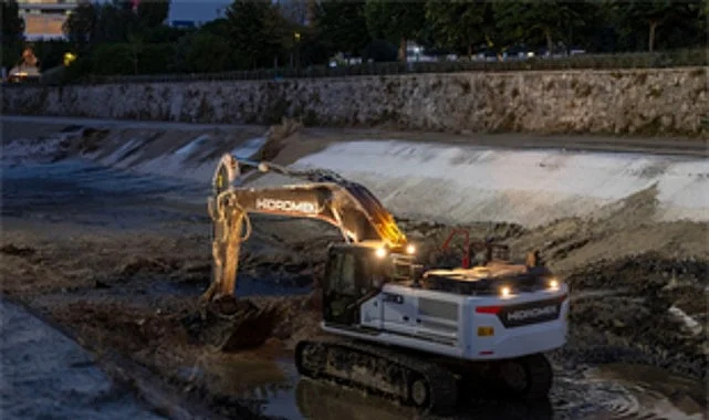 İZSU’dan Manda Çayı’nda 7/24 temizlik seferberliği