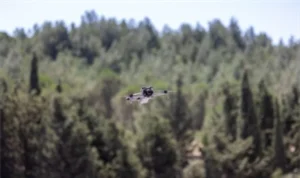 Kaçak moloz dökenlere dronlu takip