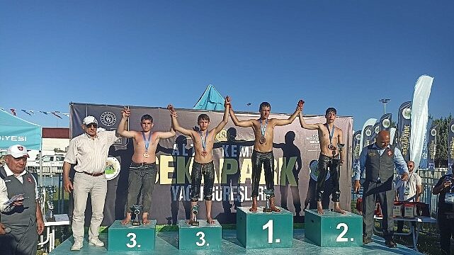 Kağıtspor, Kocaeli’yi sporun zirvesine taşıdı