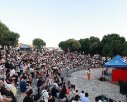 Karabağlar’da Neşeli Sokaklar Mutlu Çocuklar Şenliği yoğun katılımla başladı