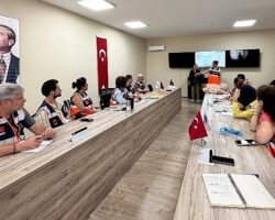Maltepe Belediyesi’nden gönüllülere afet eğitimi