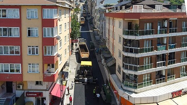 Maltepe’de Asfalt Çalışmaları Sürüyor