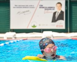 Osmangazi’de Çocuklar Geleceğe Kulaç Atıyor