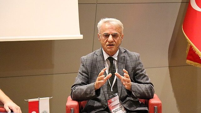 Prof. Dr. Nevzat Tarhan:  “15 Temmuz milletimiz için tarihi bir imtihandı!”