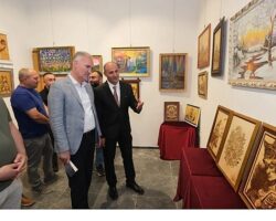 Yüksel Kılıçoğlu’nun Kişisel Resim Sergisi İnegöl Kent Müzesi’nde Açıldı