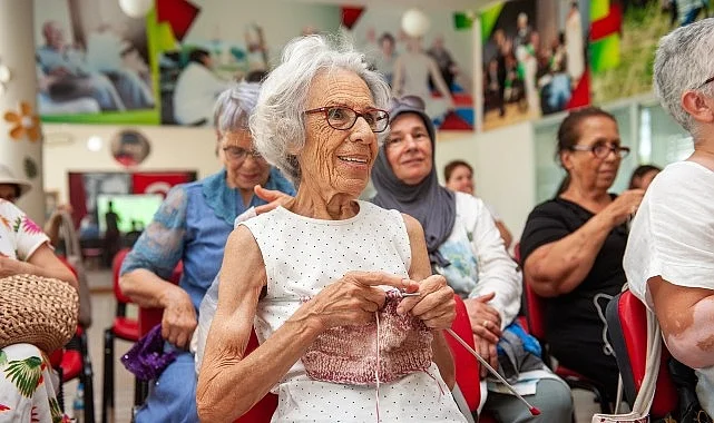 Bilge Çınarlar’da neşe dolu buluşma
