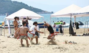 Efes Selçuk, Beach Flag Futbol Turnuvası’na Ev Sahipliği Yaptı