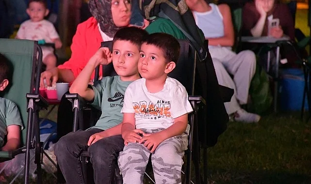 İznik’te Yaz Akşamları Çocukların Neşesiyle Renkleniyor