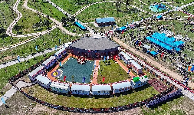 Lokomotif’te 30 bin çocukla büyük buluşma
