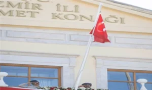 9 Eylül coşkusu Süvari Birlikleri’nin bayrak töreniyle devam ediyor