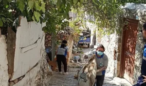 Karaköy’de çöp ev temizlendi