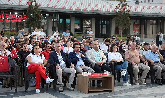 Osmangazi Meydanı’nda Filenin Sultanları Coşkusu